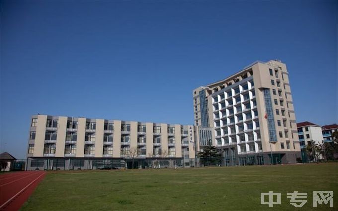 湖北城市建设职业技术学院-校园一角