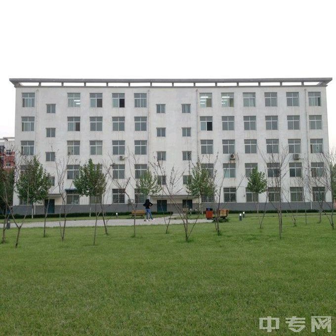 郑州轨道工程职业学院-校园景色