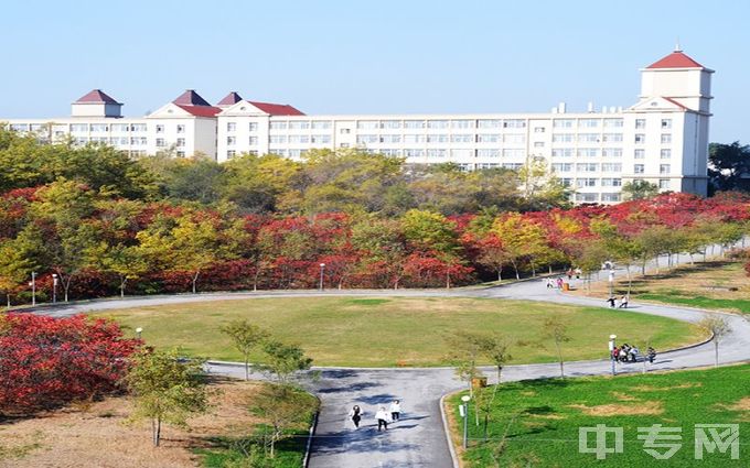 辽宁何氏医学院-辽宁何氏医学院2